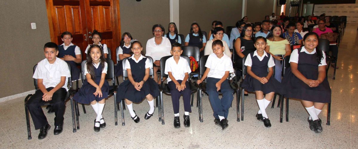 MINISTERIO DE EDUCACIÓN INAUGURA CURSO DE DIBUJO Y CARICATURA 2018 «HONDURAS EN LA MIRA DE LOS ESTUDIANTES»