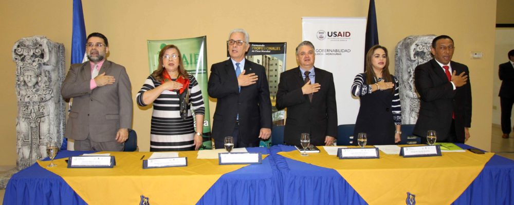 El INSTITUTO DE ACCESO A LA INFORMACÓN PÚBLICA; LA UNIVERSIDAD JOSÉ CECILIO DEL VALLE Y EL PROYECTO GOBERNABILIDAD LOCAL, (USAID), CLAUSURAN EL TERCER DIPLOMADO DE TRANSPARENCIA Y DERECHO DE ACCESO A LA INFORMACIÓN PÚBLICA CON ENFOQUE EN LA GESTIÓN MUNICIPAL