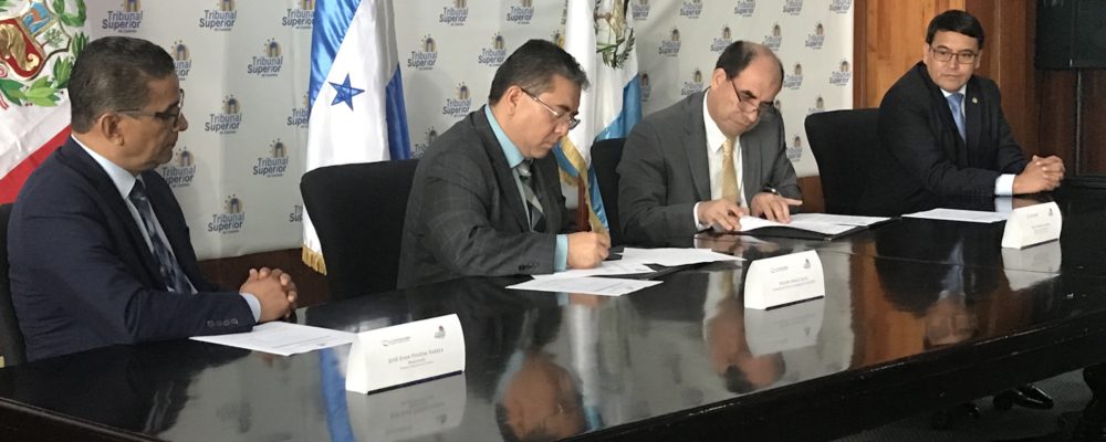 IAIP copartícipe en la suscripción del convenio de Cooperación Interistitucional entre el Tribunal Superior de Cuentas (TSC) y la Contraloría General del Perú