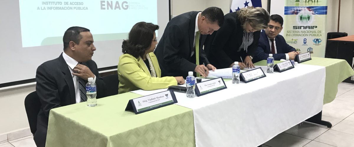 El Instituto de Acceso a la Información Pública (IAIP) y la Empresa Nacional de Artes Gráficas (ENAG) firman convenio marco de Cooperación Interinstitucional