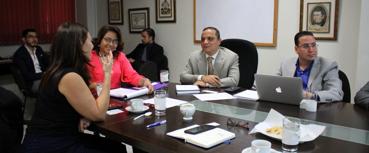 Pleno de Comisionados del IAIP y representantes del Banco Mundial, trabajaran en conjunto para la Implementación de Datos Abiertos en Honduras