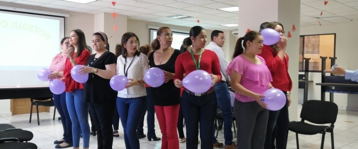 Reflexiona Honduras impartió Taller sobre Risoterapia a Servidores Públicos del IAIP