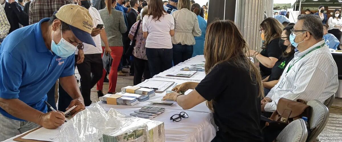 En el marco del Día Internacional de la Transparencia, el IAIP participó en la Feria Interinstitucional de la Transparencia