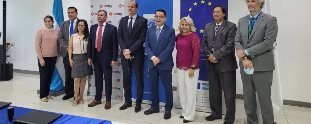 La Comisionada del IAIP, Msc. Ivonne Ardón, participó junto a las autoridades del PNUD en Honduras, Unión Europea y Unitec Honduras, en la consolidación de la plataforma para el combate a la desinformación