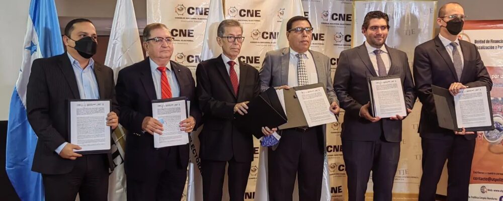 El IAIP firmó un convenio Interinstitucional con el CNE, TJE, Unidad de Política Limpia, RNP y el MP